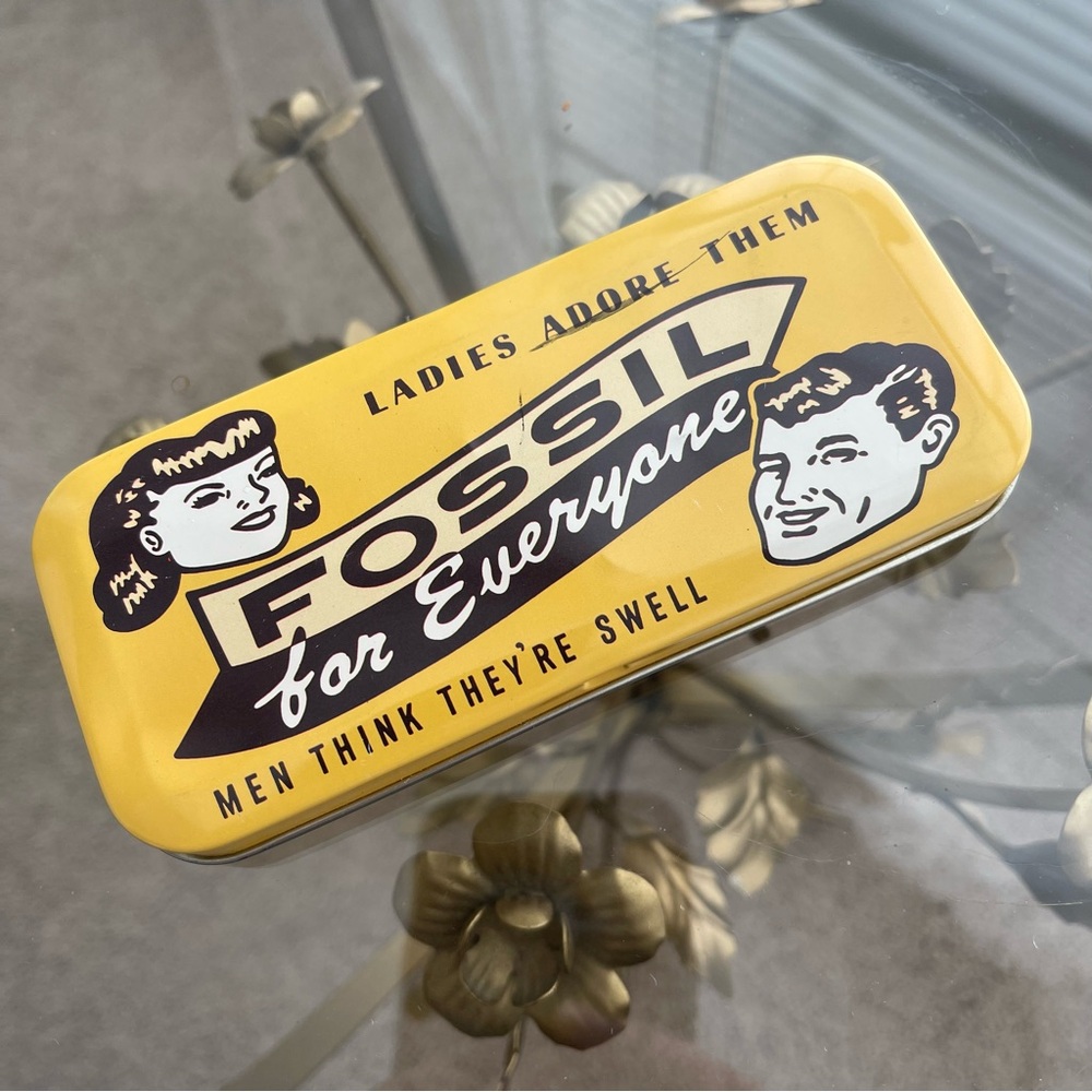 VTG 1992 Authentic Fossil Empty Tin 5”L x 2”W size.